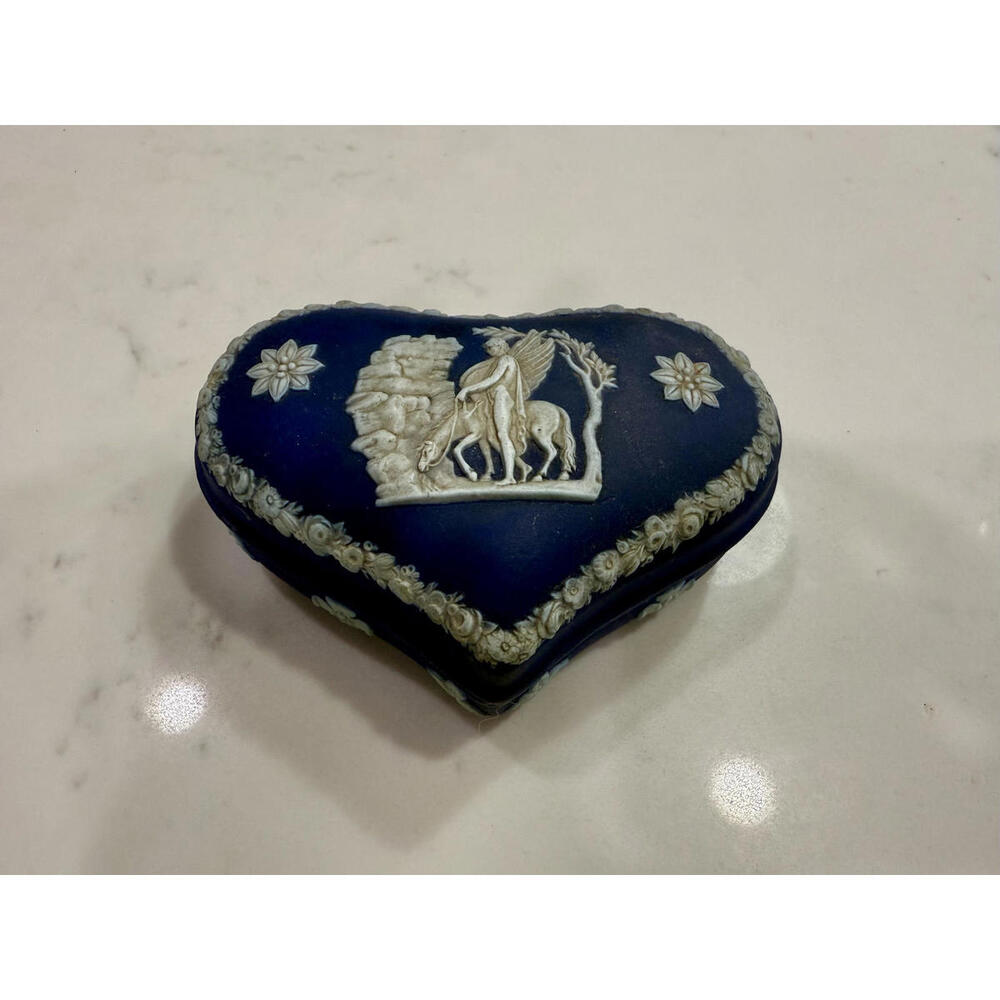 Wedgewood Pottery Blue Trinket Box